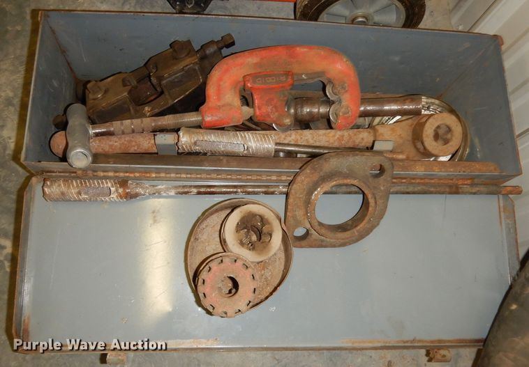 image for item JV9281 Pipe cutting tools