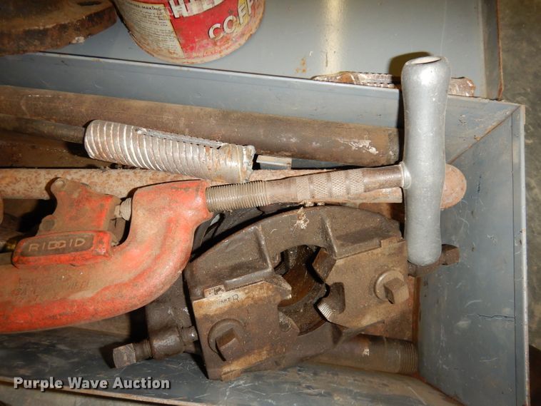 image for item JV9281 Pipe cutting tools