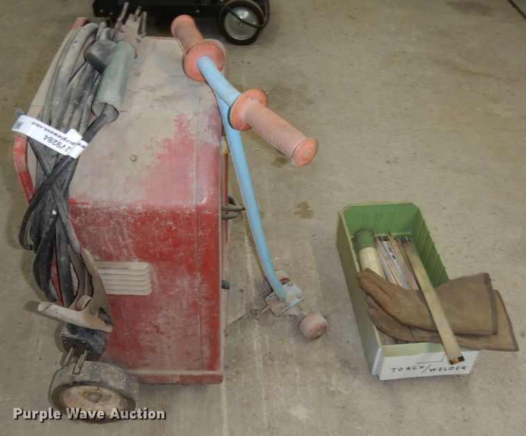 image for item JV9284 Lincoln AC-225-S  welder