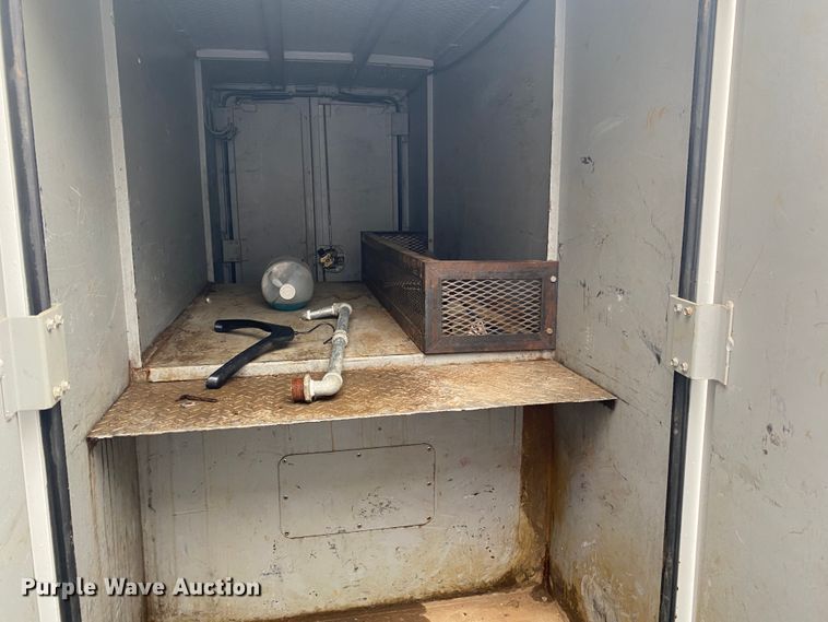 image for item KE9499 2008 International 4400  utility / service truck