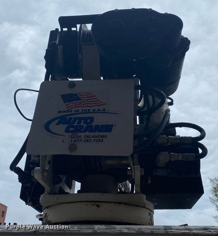 image for item KE9499 2008 International 4400  utility / service truck