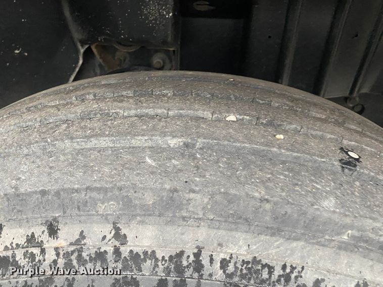 image for item KE9499 2008 International 4400  utility / service truck