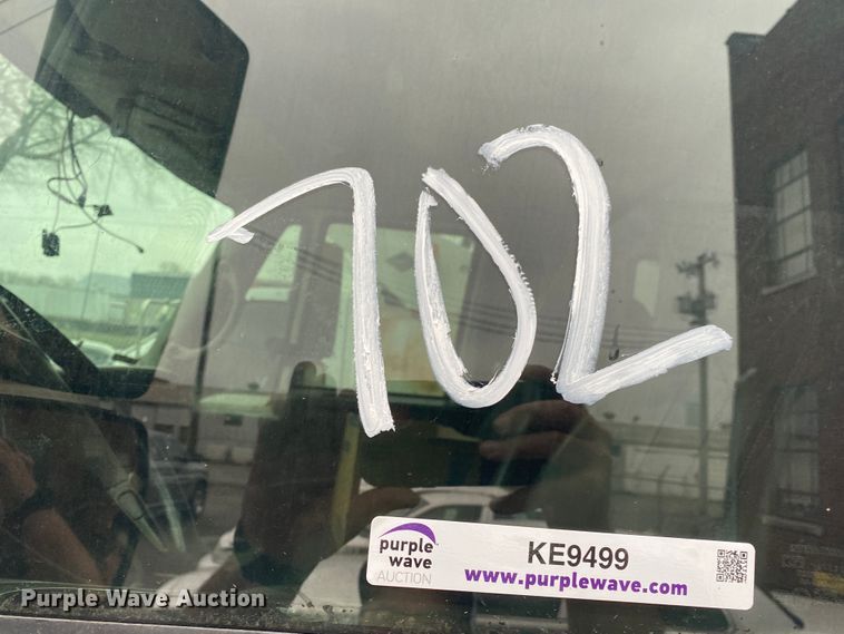 image for item KE9499 2008 International 4400  utility / service truck