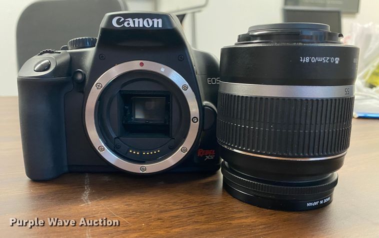 image for item KE9562 Canon EOS Rebel XS digital camera