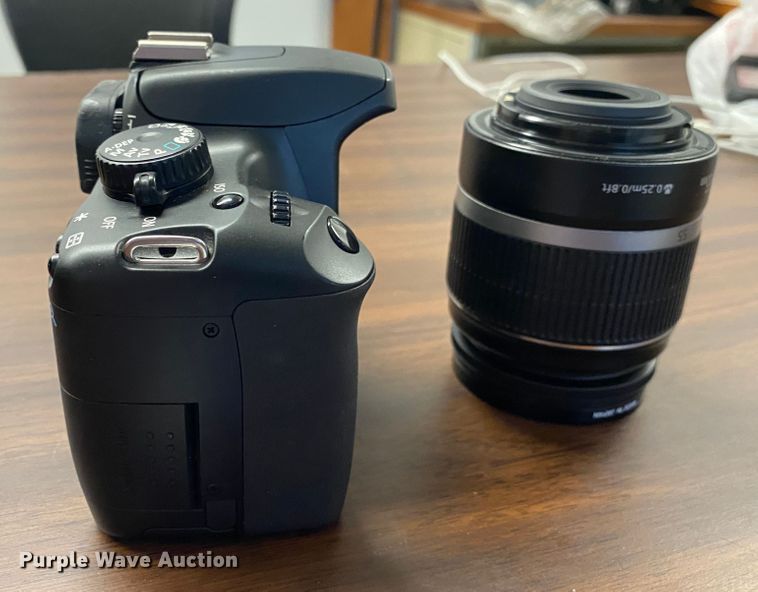 image for item KE9562 Canon EOS Rebel XS digital camera