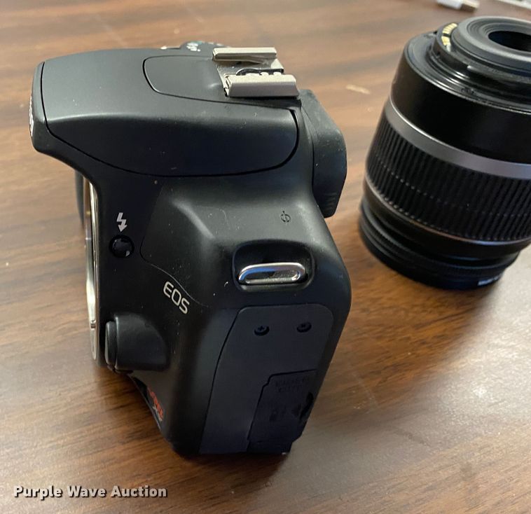 image for item KE9562 Canon EOS Rebel XS digital camera