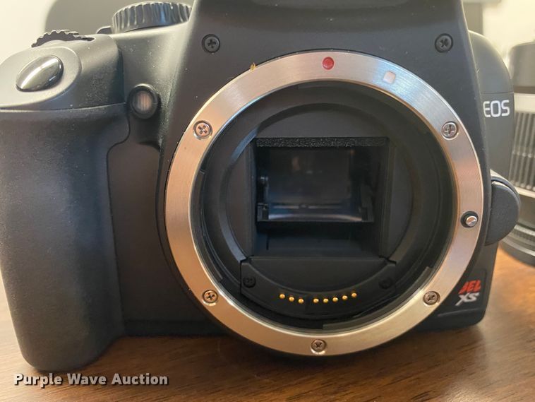 image for item KE9562 Canon EOS Rebel XS digital camera