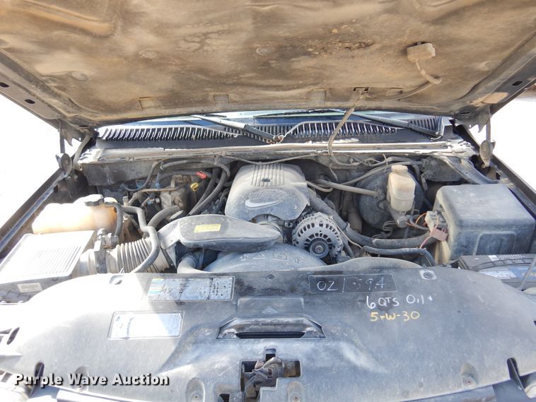 image for item KJ9533 2002 Chevrolet Silverado 1500  Ext. Cab pickup truck