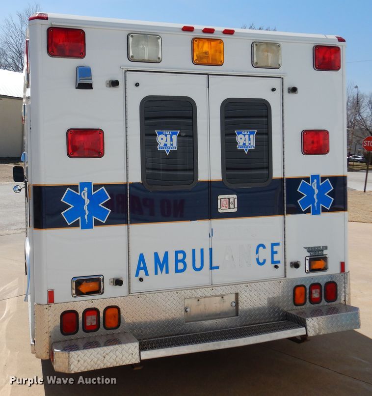image for item KJ9609 1997 Ford E350  ambulance