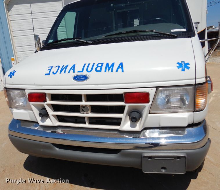 image for item KJ9609 1997 Ford E350  ambulance