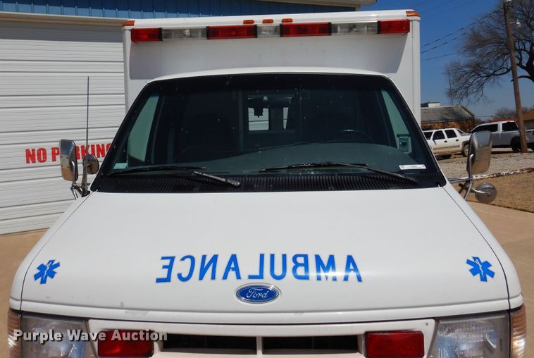image for item KJ9609 1997 Ford E350  ambulance