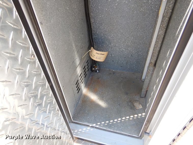 image for item KJ9609 1997 Ford E350  ambulance