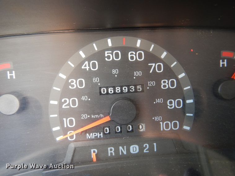 image for item KJ9609 1997 Ford E350  ambulance