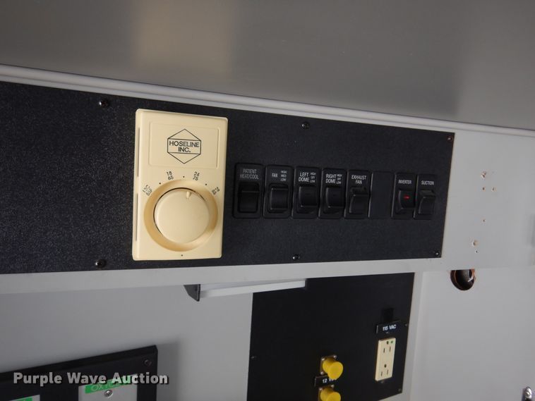 image for item KJ9609 1997 Ford E350  ambulance