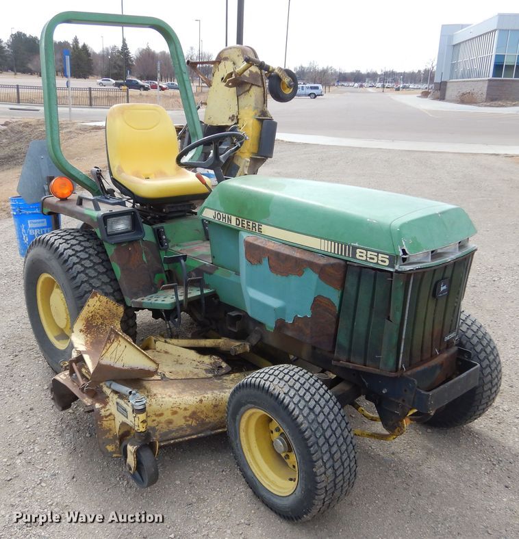 image for item KT9106 John Deere 855  tractor