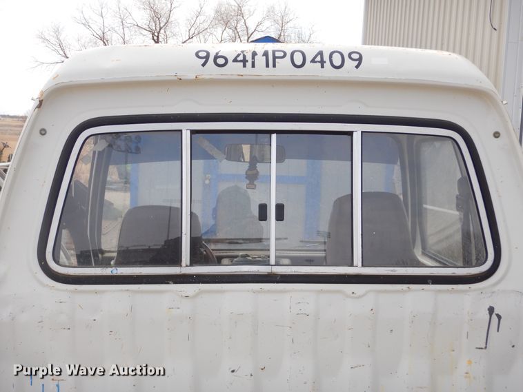 image for item KT9107 Daihatsu S80LP-JTRK  mini truck