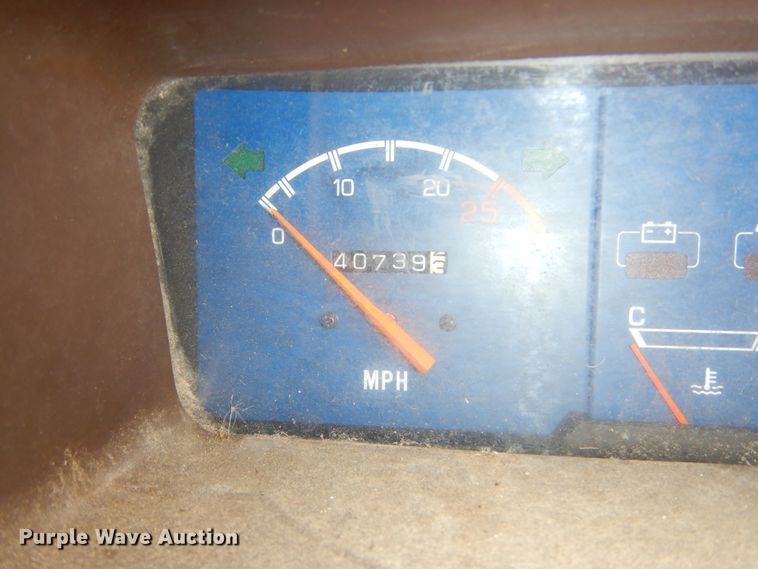 image for item KT9107 Daihatsu S80LP-JTRK  mini truck