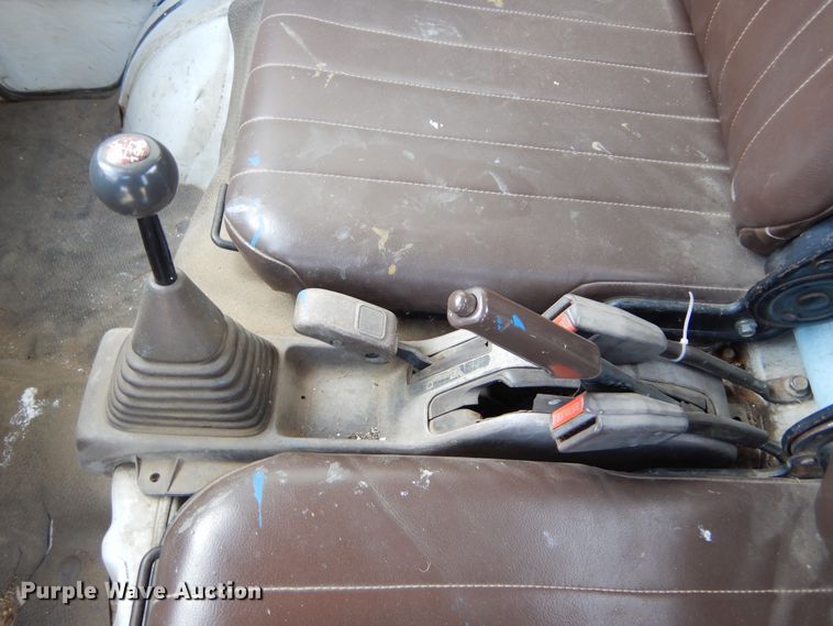 image for item KT9107 Daihatsu S80LP-JTRK  mini truck