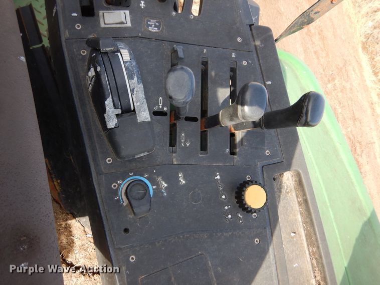 image for item KT9109 John Deere 6110  MFWD tractor