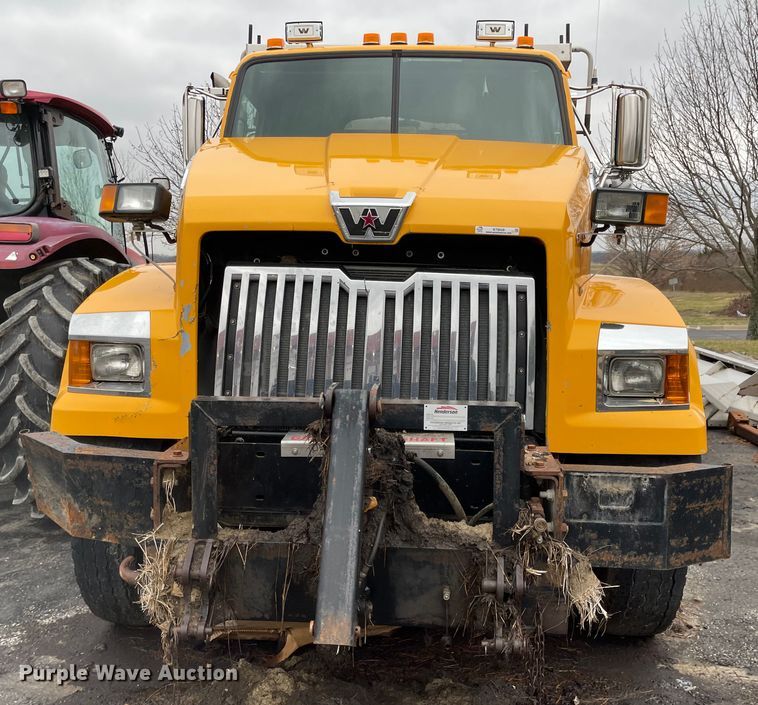 image for item KT9659 2015 Western Star 4700 SF  dump truck
