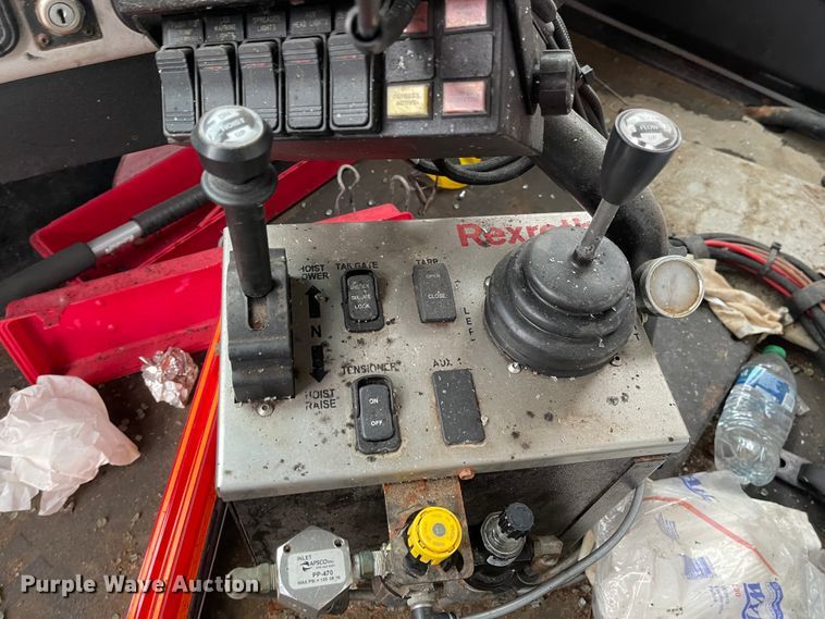 image for item KT9659 2015 Western Star 4700 SF  dump truck