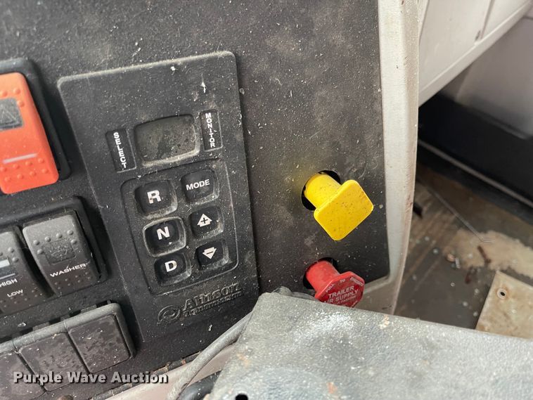 image for item KT9659 2015 Western Star 4700 SF  dump truck