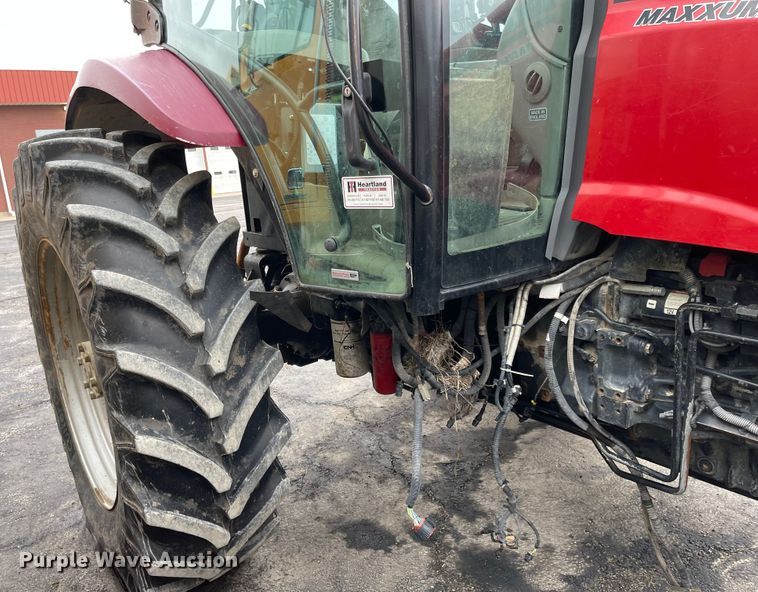 image for item KT9660 2014 Case 125 Maxxum  MFWD tractor