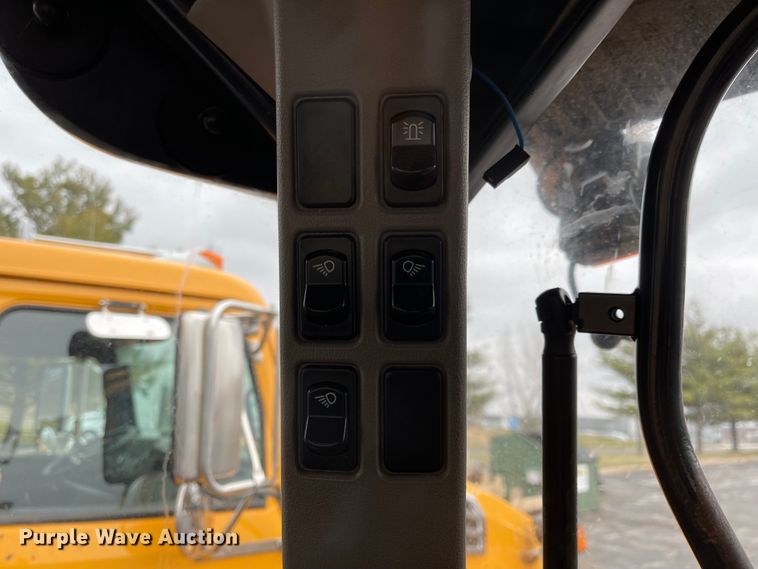 image for item KT9660 2014 Case 125 Maxxum  MFWD tractor