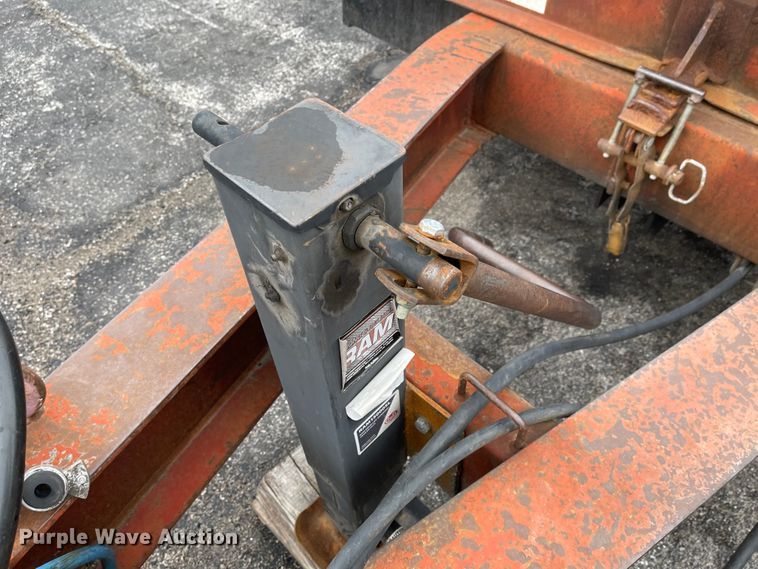 image for item KT9661 1997 Trail-Eze PDLX20TC31  tilt deck equipment trailer