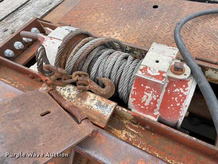 image for item KT9661 1997 Trail-Eze PDLX20TC31  tilt deck equipment trailer