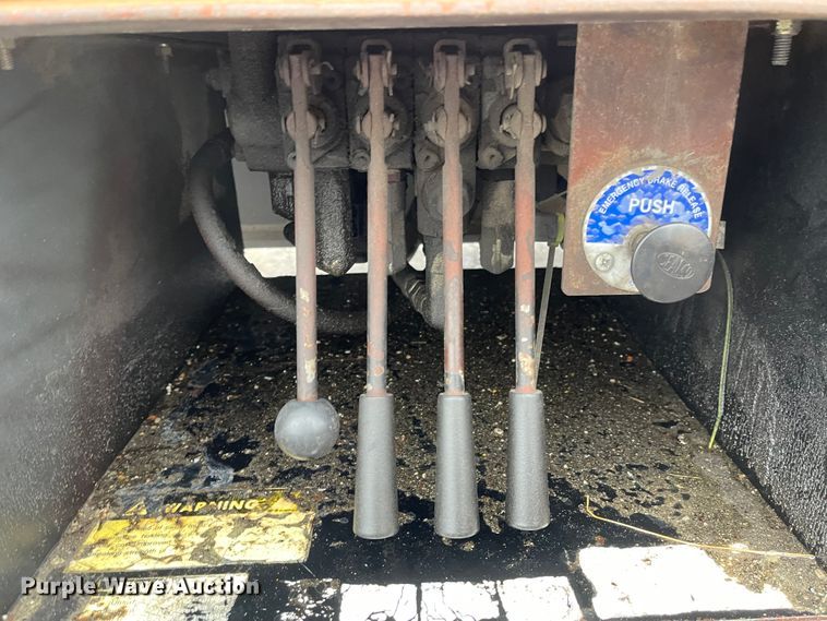 image for item KT9661 1997 Trail-Eze PDLX20TC31  tilt deck equipment trailer