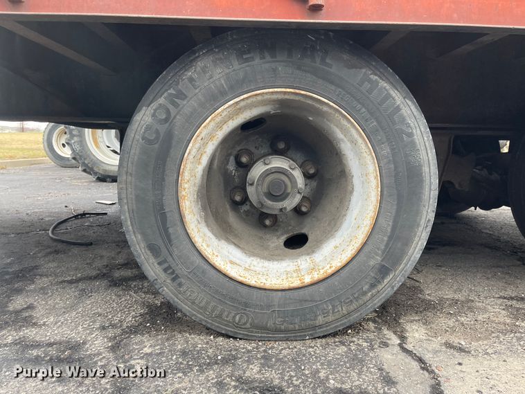 image for item KT9661 1997 Trail-Eze PDLX20TC31  tilt deck equipment trailer