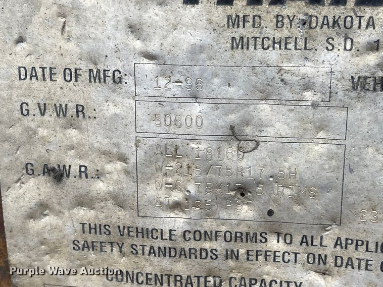 image for item KT9661 1997 Trail-Eze PDLX20TC31  tilt deck equipment trailer