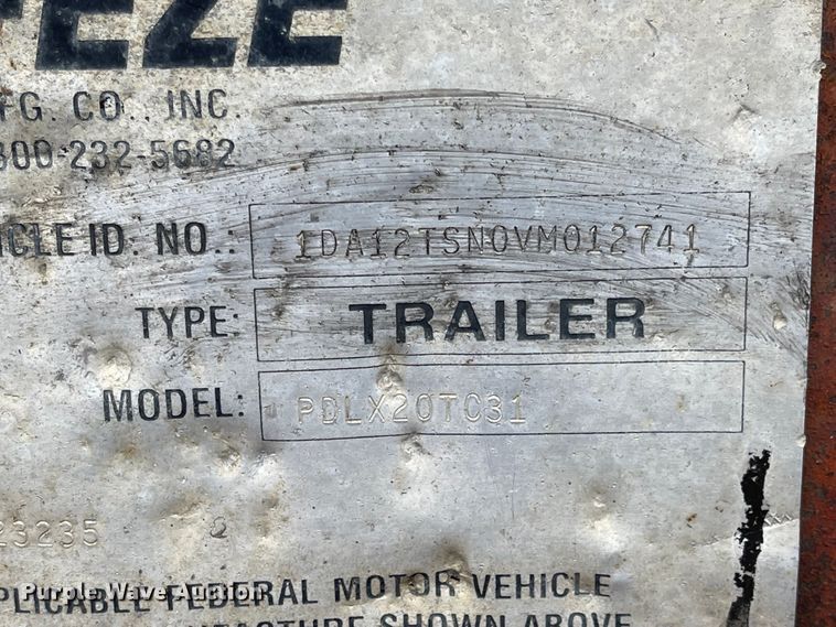 image for item KT9661 1997 Trail-Eze PDLX20TC31  tilt deck equipment trailer