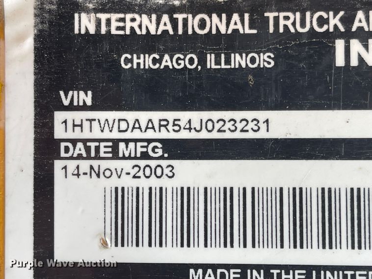 image for item KT9665 2004 International 7400  dump truck