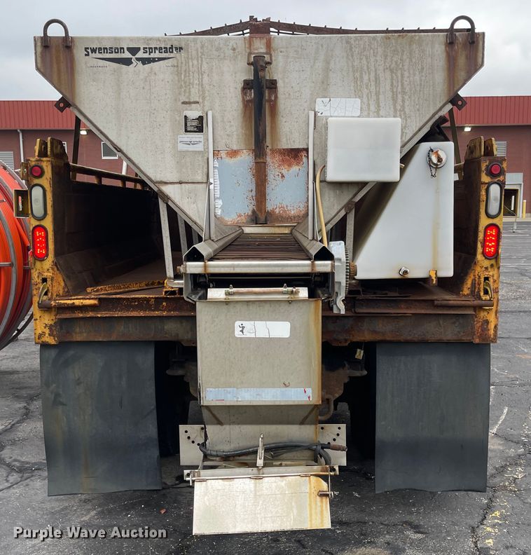 image for item KT9666 2006 International 7400  dump truck