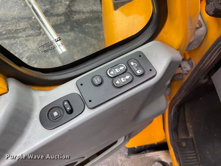 image for item KT9666 2006 International 7400  dump truck