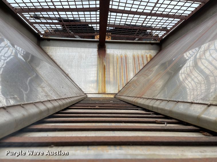 image for item KT9666 2006 International 7400  dump truck