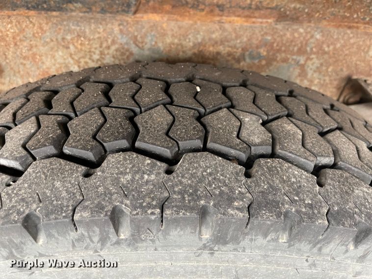 image for item KT9666 2006 International 7400  dump truck