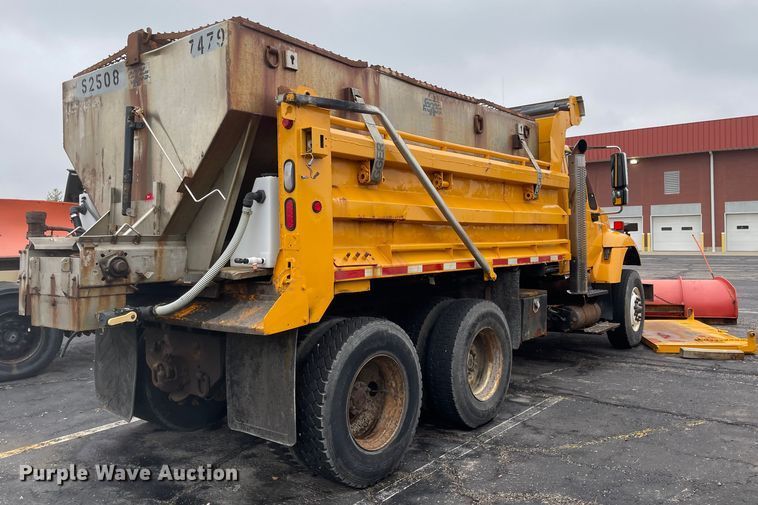 image for item KT9671 2006 International 7400  dump truck