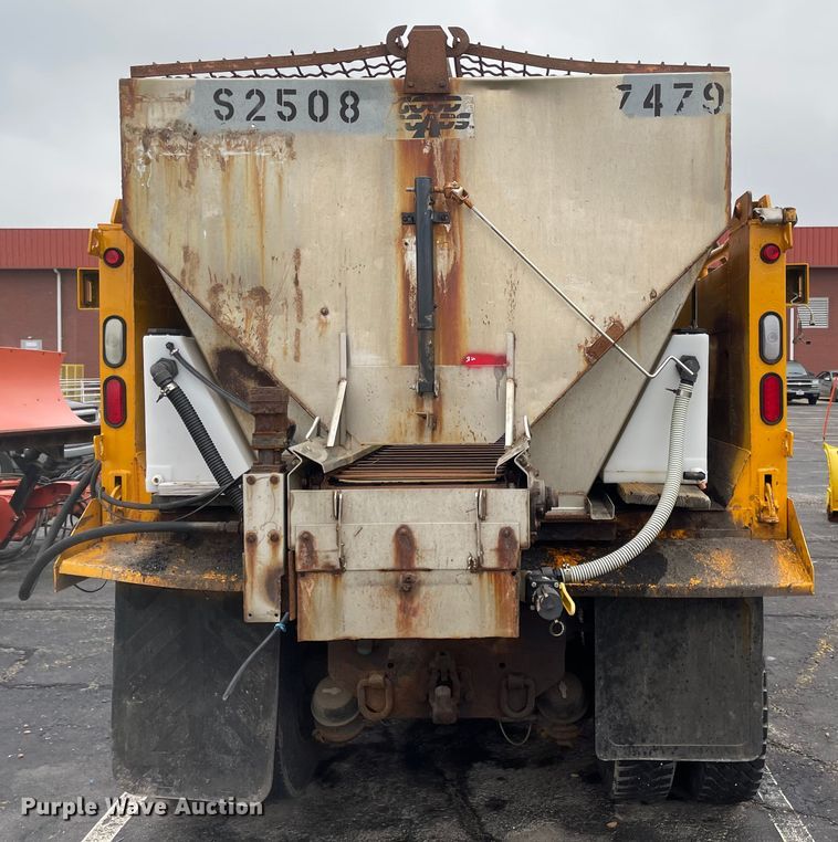 image for item KT9671 2006 International 7400  dump truck