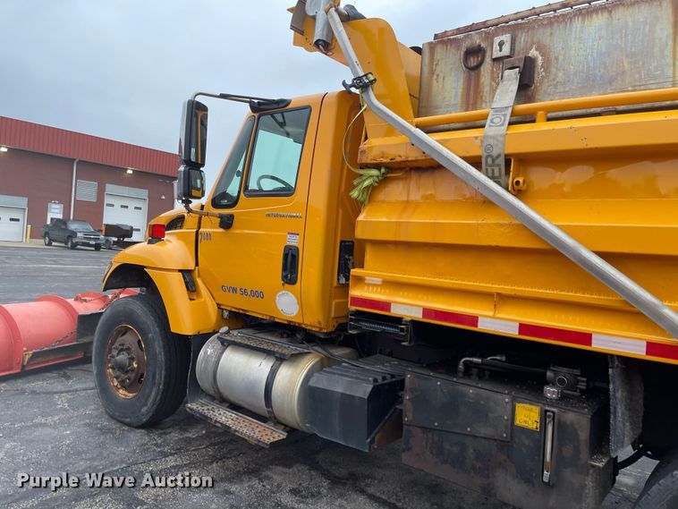 image for item KT9671 2006 International 7400  dump truck