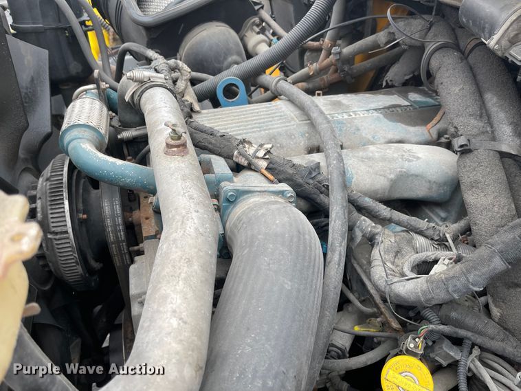 image for item KT9671 2006 International 7400  dump truck