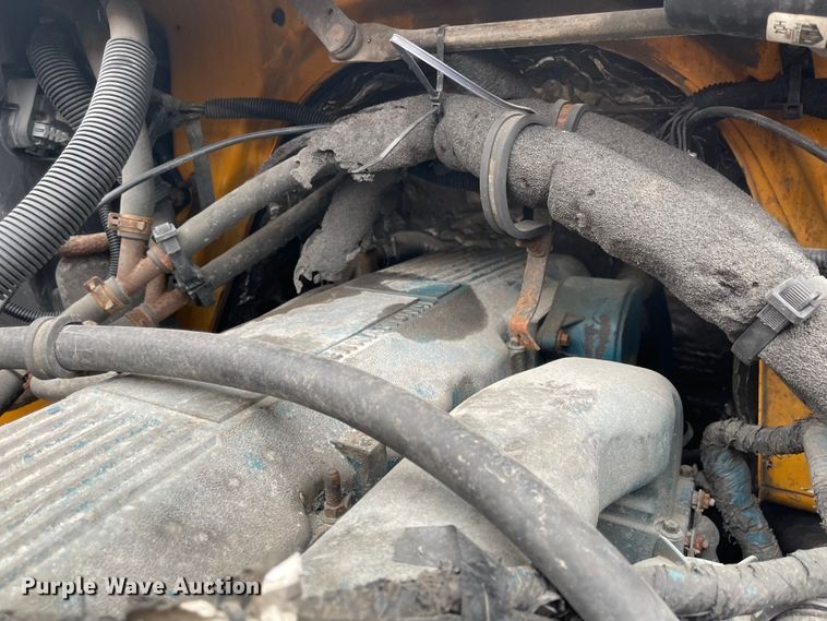 image for item KT9671 2006 International 7400  dump truck