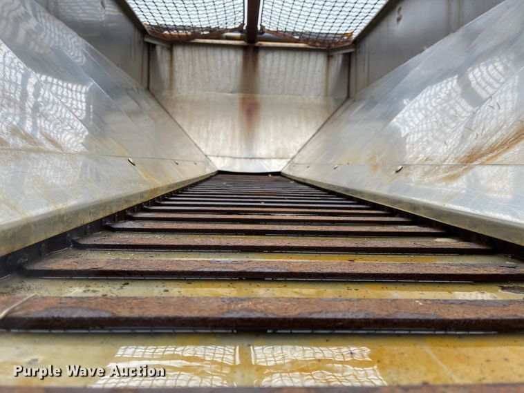 image for item KT9671 2006 International 7400  dump truck