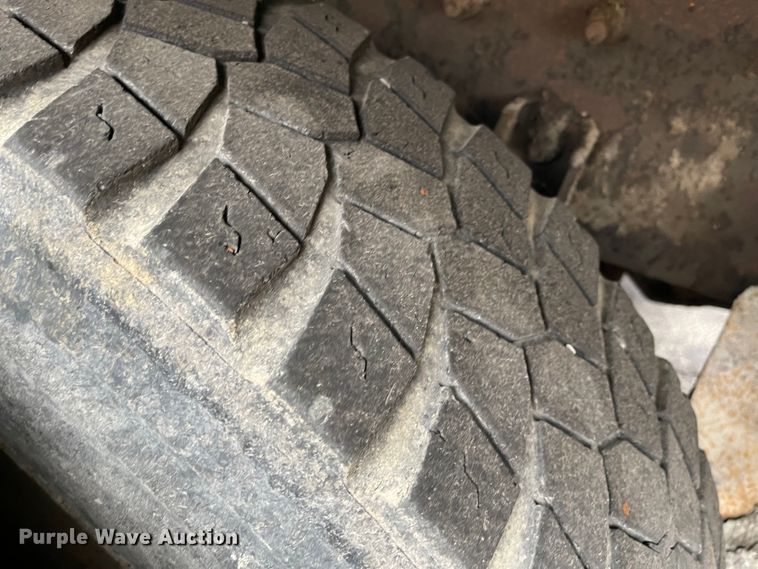 image for item KT9671 2006 International 7400  dump truck