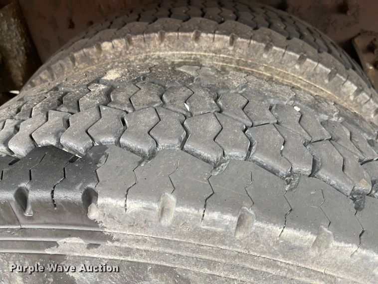 image for item KT9671 2006 International 7400  dump truck