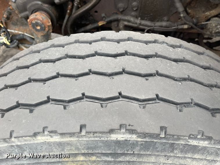 image for item KT9671 2006 International 7400  dump truck