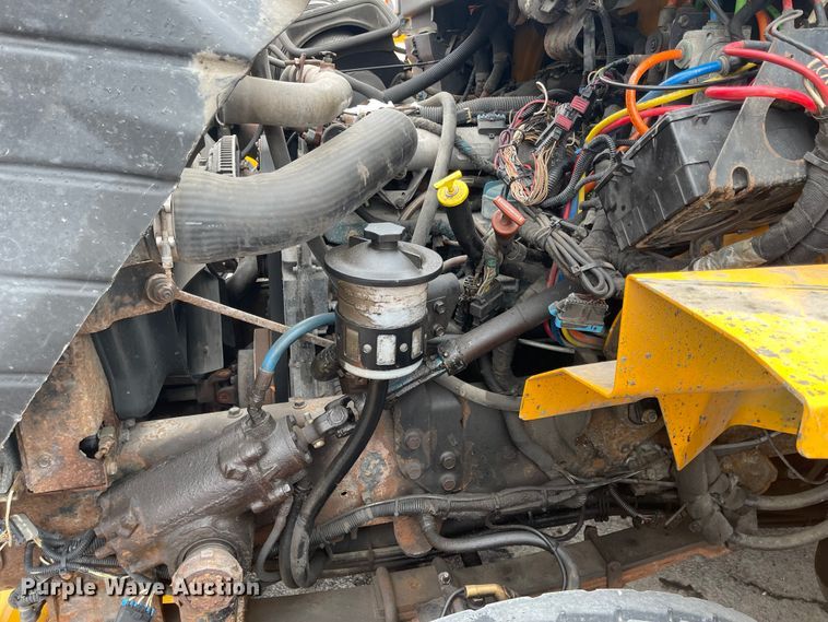 image for item KT9674 2006 International 7400  dump truck