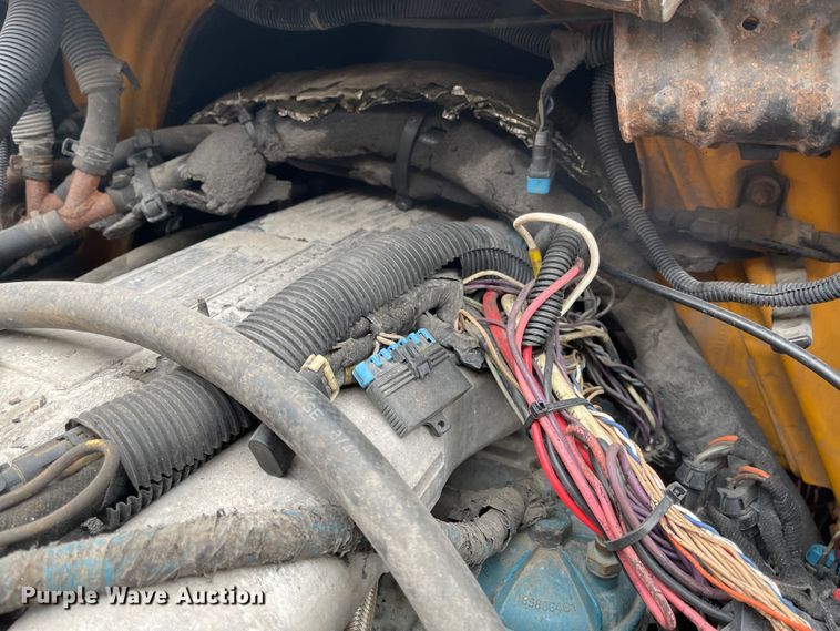 image for item KT9674 2006 International 7400  dump truck